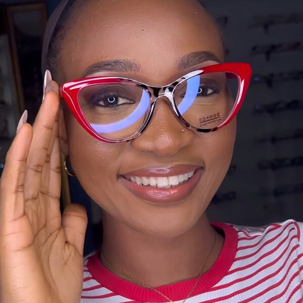 Plain and pattern frame