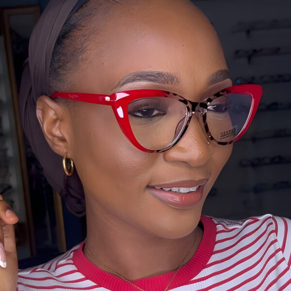 Plain and pattern frame