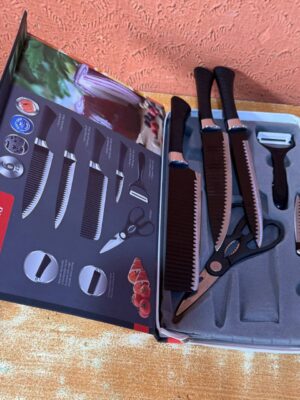 HIGH QUALITY 6PCS STAINLESS STEEL KITCHEN KNIFE SET + SCISSORS & PEELER (SMALL)