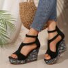 Summer Wedge-shaped women's thick soled sandals