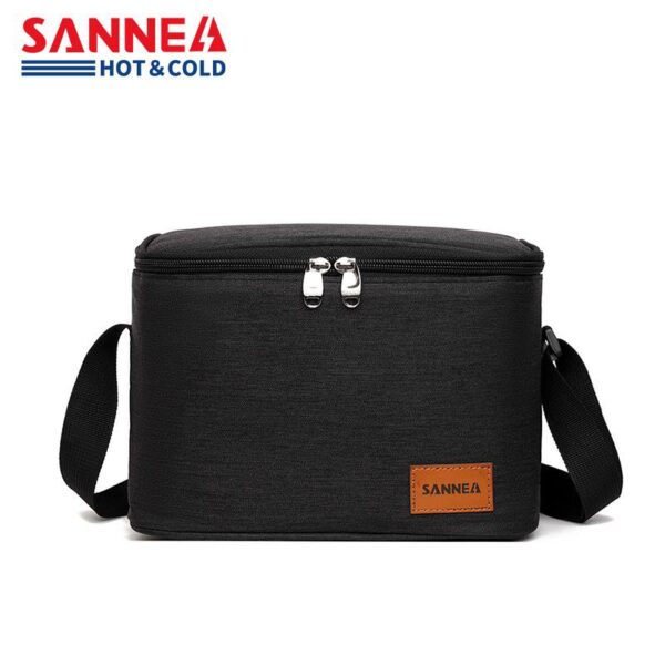 Sannea black 11-liter lunch bag