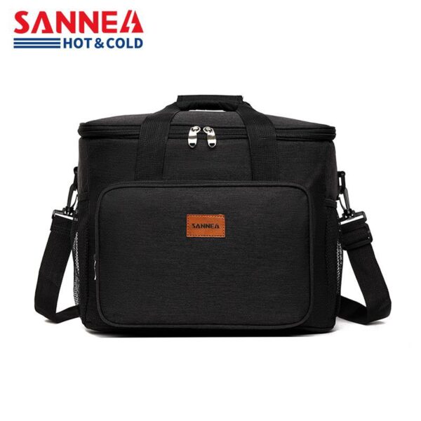 Sannea black 11-liter lunch bag