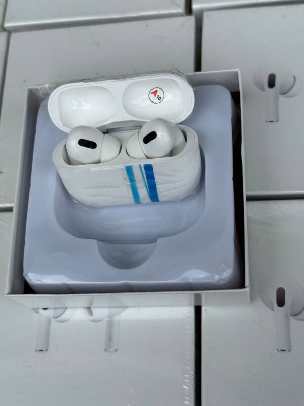 TWS WIRELESS BLUETOOTH EARPHONE / EARBUD SETPRICE: