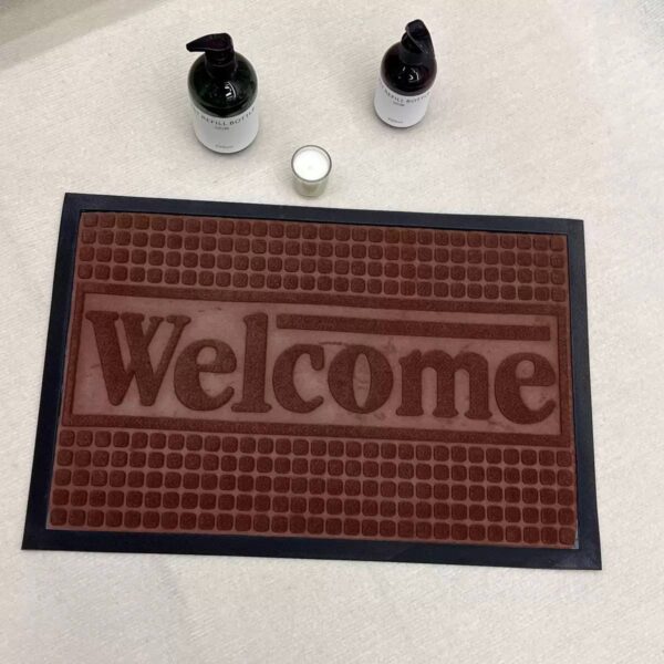 1PC SUPER ABSORBENT NON-SLIP LARGE SIZE FLOOR/FOOT MAT (FOOT MAT 010)