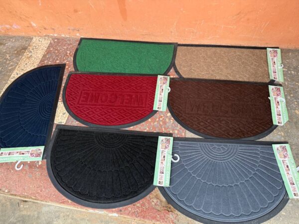 1PC SUPER ABSORBENT NON-SLIP LARGE SIZE FLOOR/FOOT MAT (FOOT MAT 010)