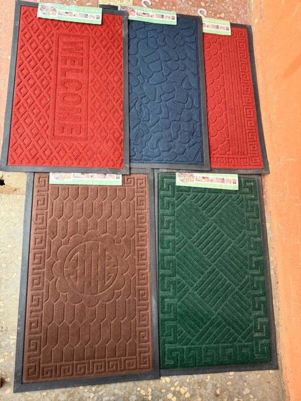 1PC SUPER ABSORBENT NON-SLIP LARGE SIZE FLOOR/FOOT MAT (FOOT MAT 010)
