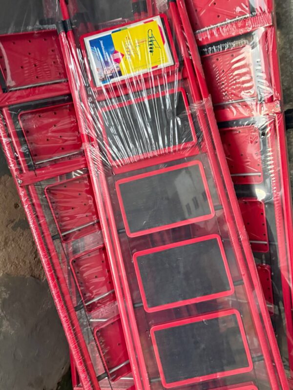 ADJUSTABLE THICKENED CARBON STEEL ZIGZAG FOLDABLE LADDER
